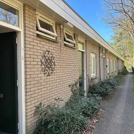 Boshuisje Koolmees Park Hoefbos * Otterlo