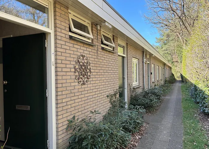 Boshuisje Koolmees Park Hoefbos * Otterlo